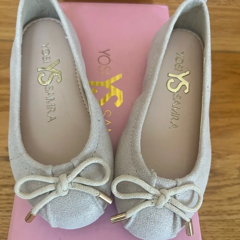 Yosi Samra Miss Sheila Sandstone ballet flats. Fabric upper. Synthetic lining.